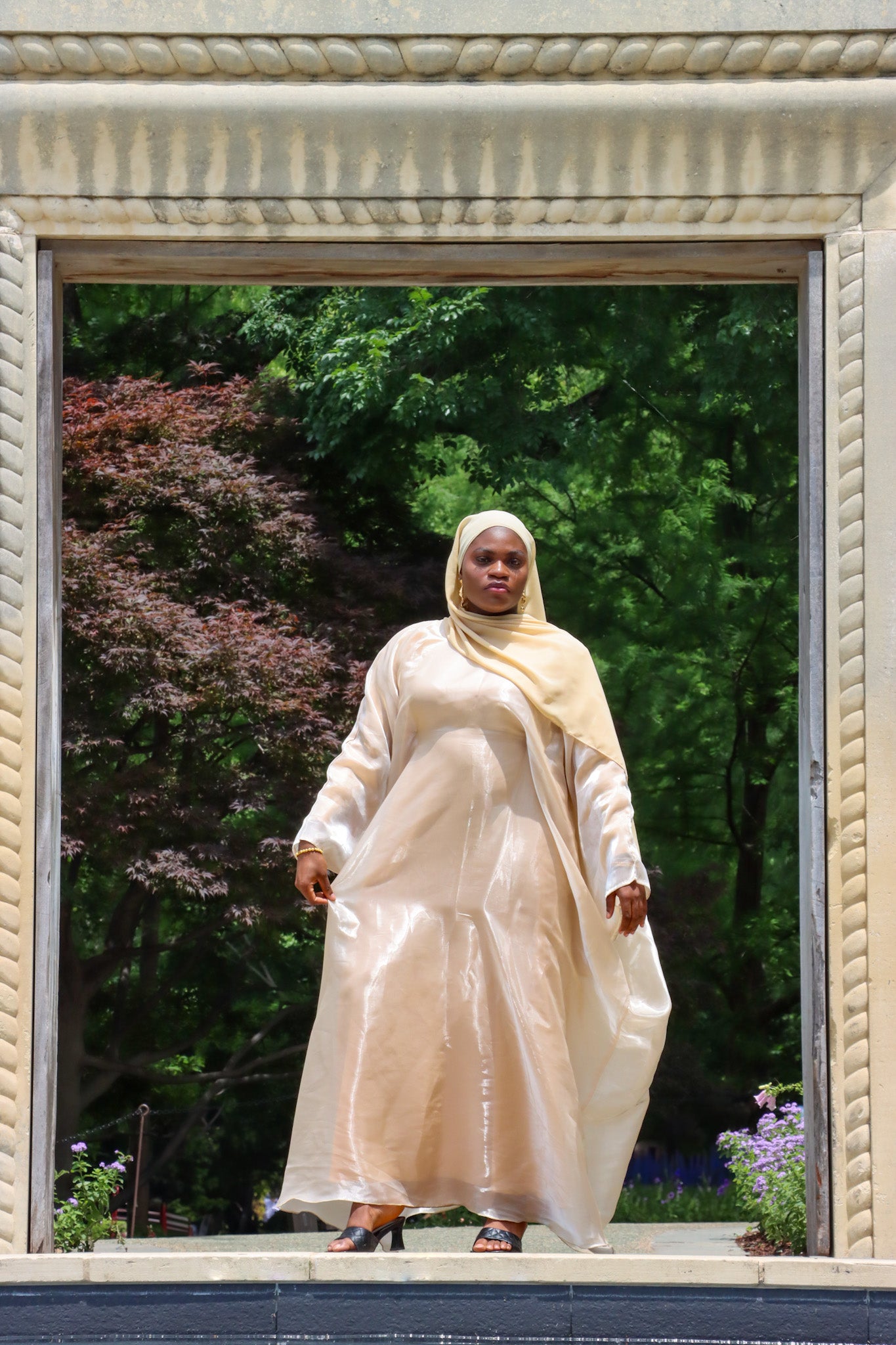 YARA BUTTERFLY ABAYA SET