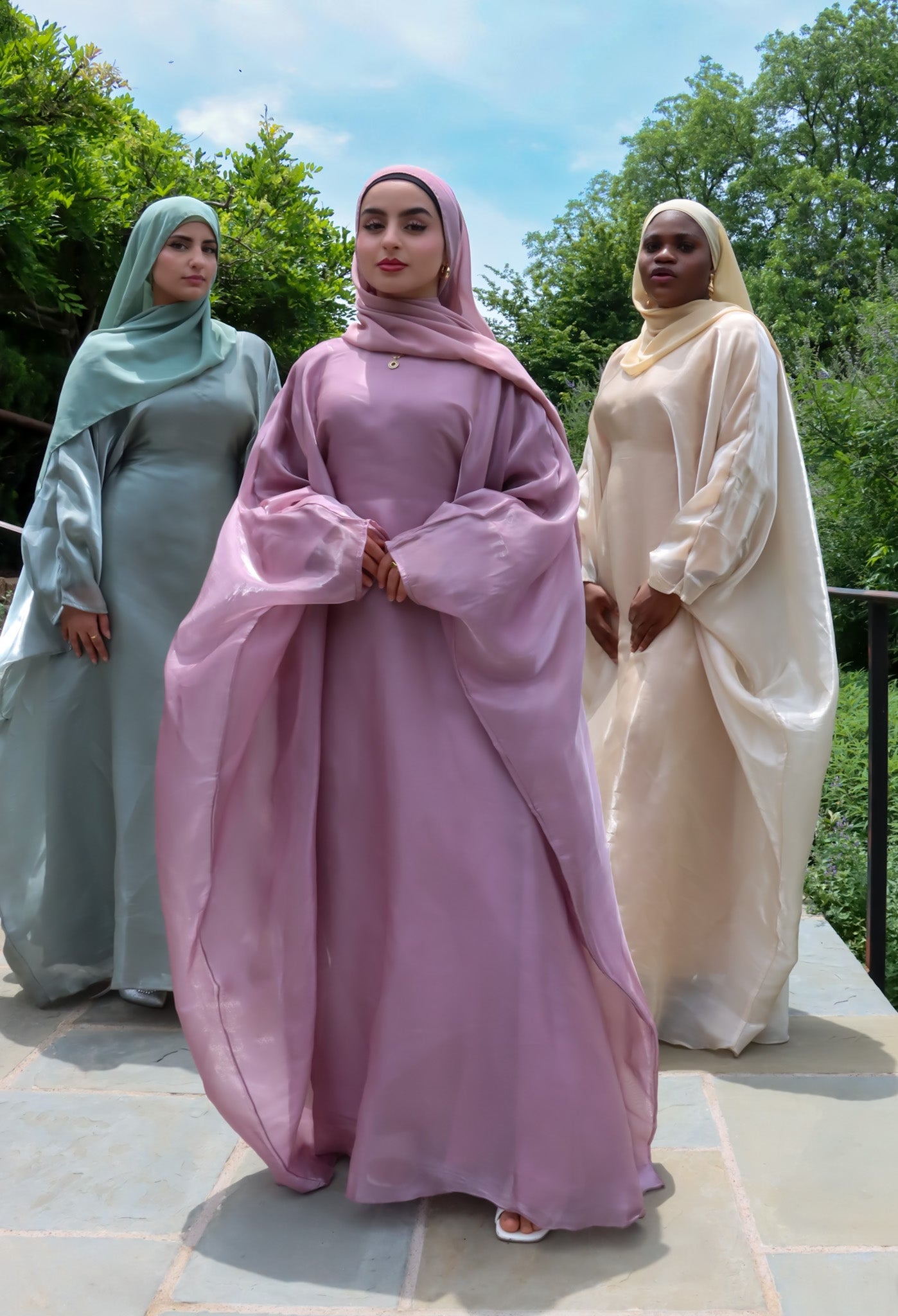 YARA BUTTERFLY ABAYA SET